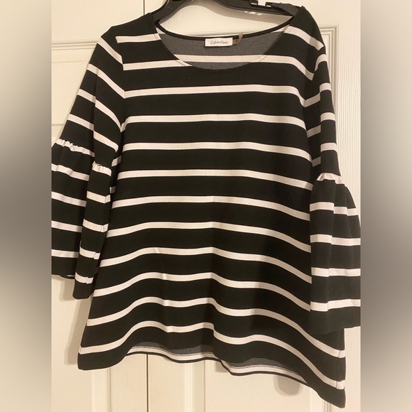 Calvin Klein Flutter Sleeved Shirt - Picture 1 of 6